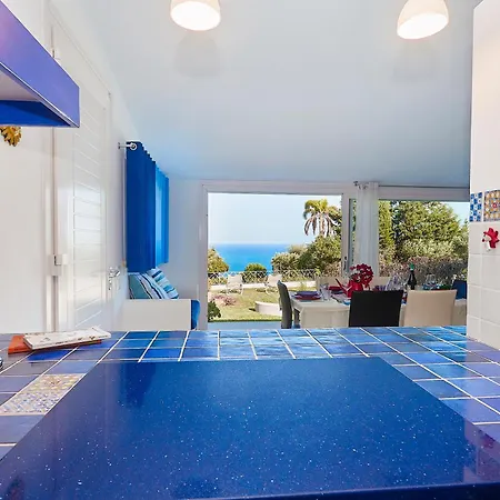 Pandora Villa *