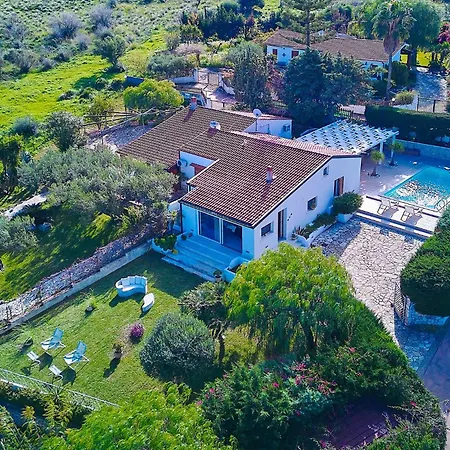 Villa Pandora *