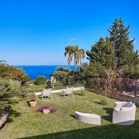 Pandora Villa *